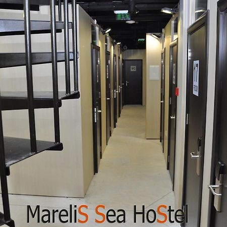 Marelis Sea Hostel Varna Exteriör bild