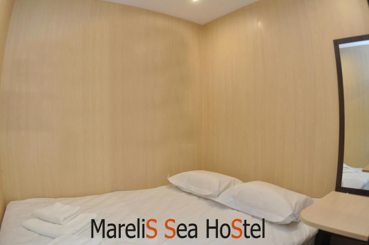 Marelis Sea Hostel Varna Exteriör bild