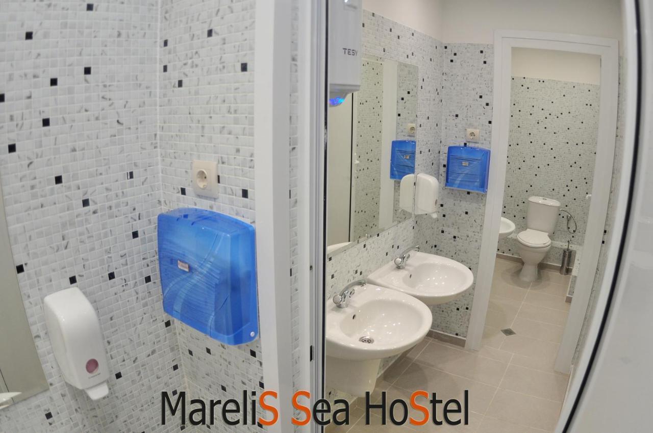 Marelis Sea Hostel Varna Exteriör bild