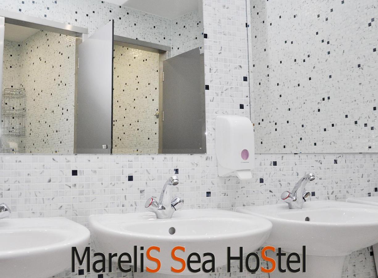 Marelis Sea Hostel Varna Exteriör bild