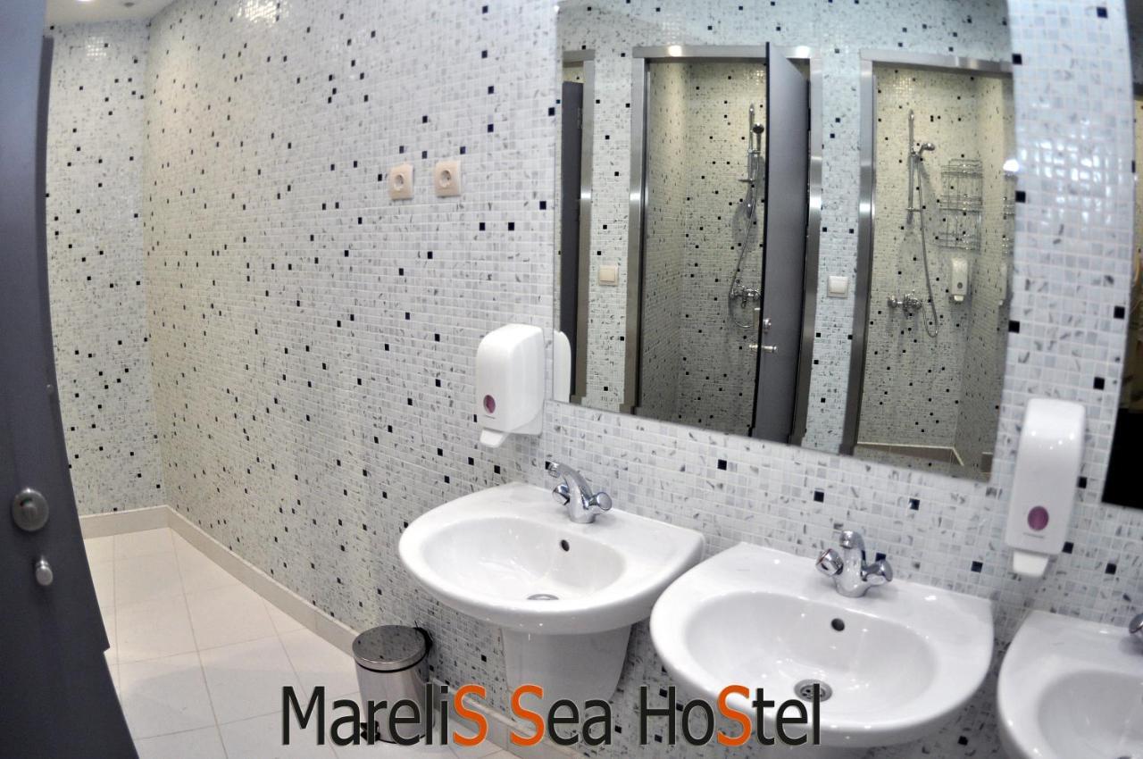 Marelis Sea Hostel Varna Exteriör bild