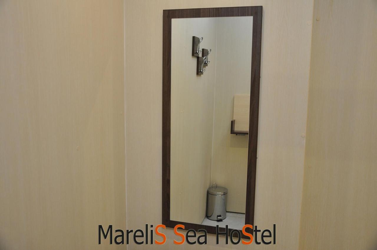 Marelis Sea Hostel Varna Exteriör bild